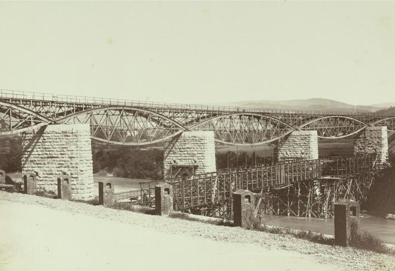 Bau- Eisenbahnbrücke Bözberglinie 1875, einspurig eröffnet, Pfeiler für Doppelspur vorbereitet